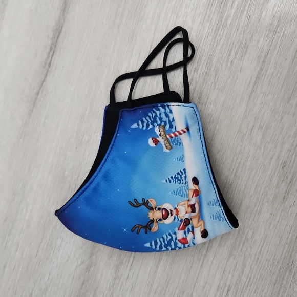 Reusable Winter Themed Mask - Picture 4 of 4